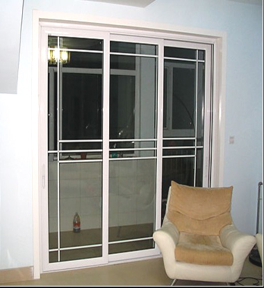 ���~�����T